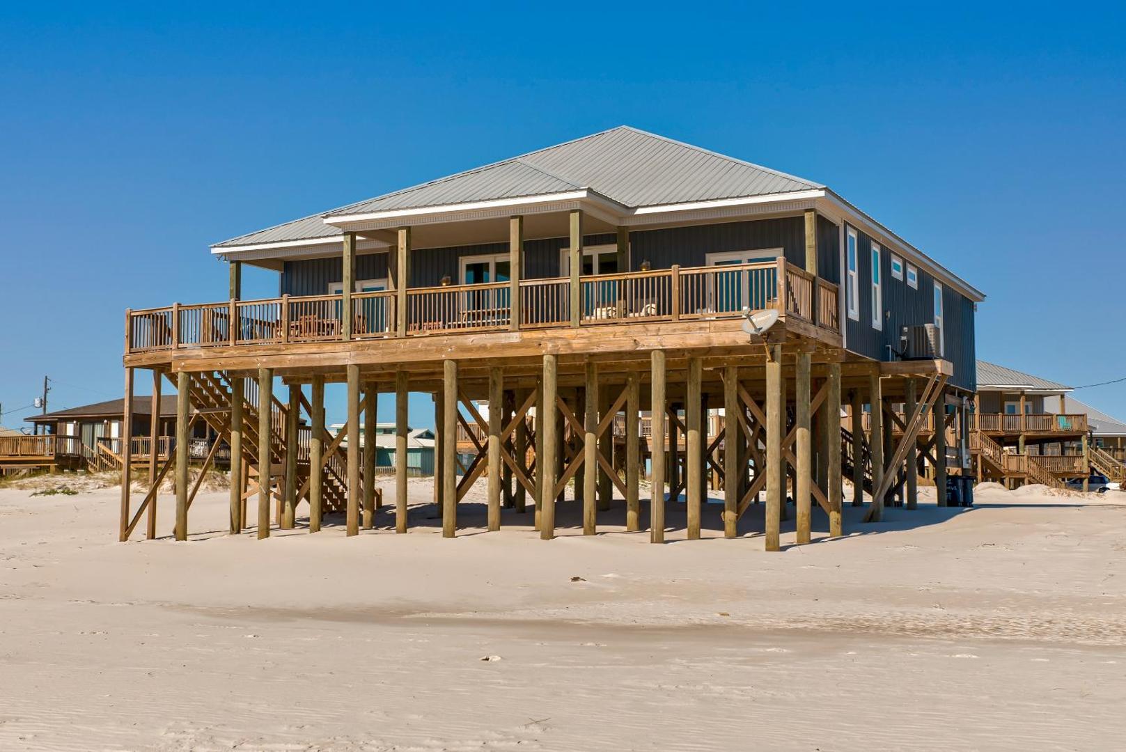 High Tide – PET FRIENDLY! Expansive floor plan and stunning views! Large gulf front deck! home